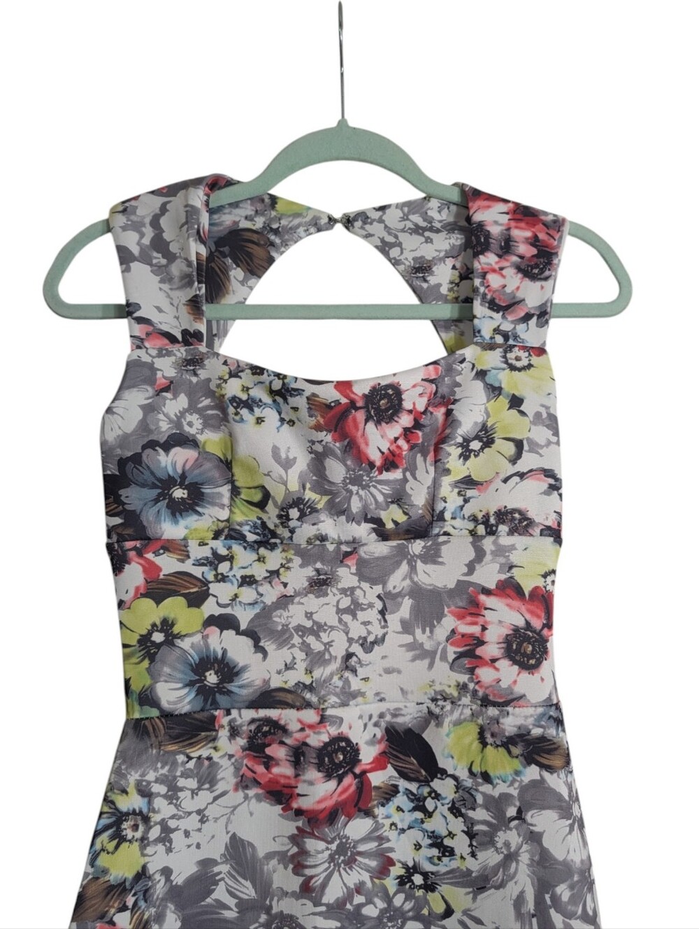 Boohoo Floral Bodycon Midi Dress Cutout Back UK 10 / US 6 - Picture 3 of 11